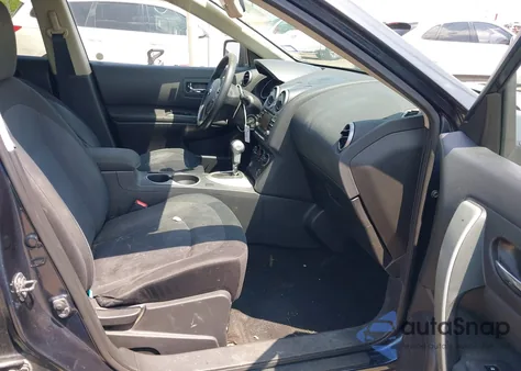 2015 Nissan Rogue Select S z USA, uszkodzony, nr VIN JN8AS5MT6FW652518